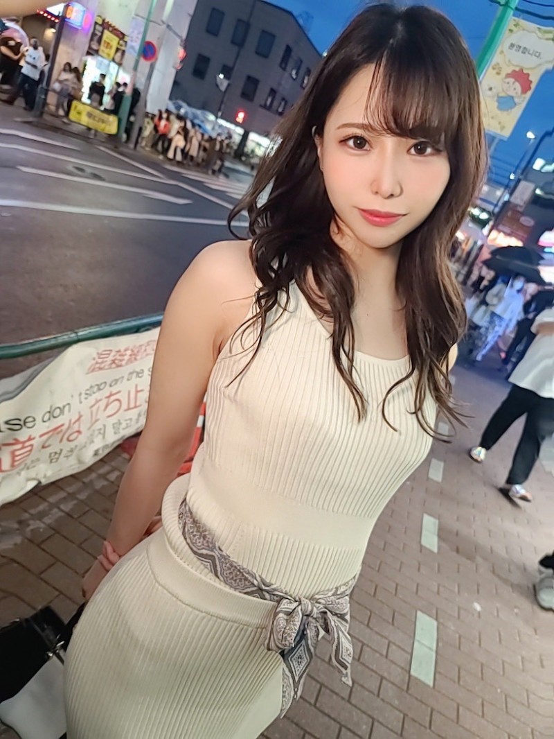 黒木逢夢(黑木逢梦)出道作品MIFD-221发布!G奶翘臀女大生是「骚气肉食女」,爱玩骑乘位「巨尻狂震」!