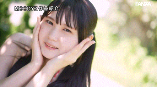 望月圆(MIDA-454)脱了眼镜超厉害！文学少女的她H罩杯超级胸！