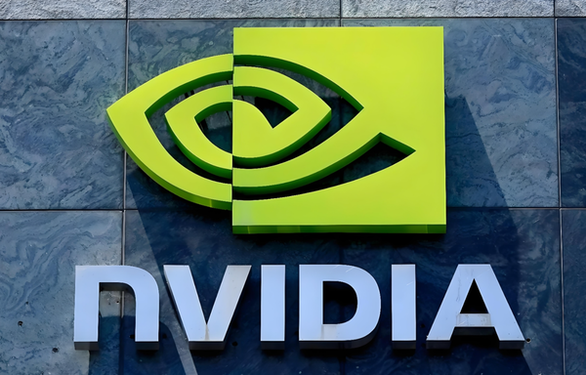 英伟达回应计划明年2月中交付H200芯片 首批达数万颗