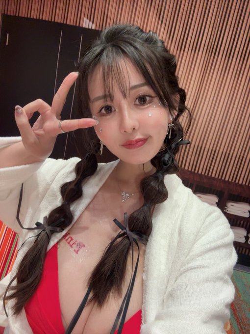 神乐桃果(神楽ももか)明年1月12日最新作品番号及封面，神乐桃果个人简介