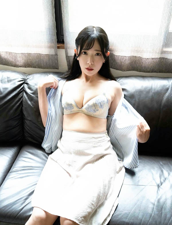 最新推荐!天天都想着出轨风骚人妻「天宫花纯」精选作品介绍……