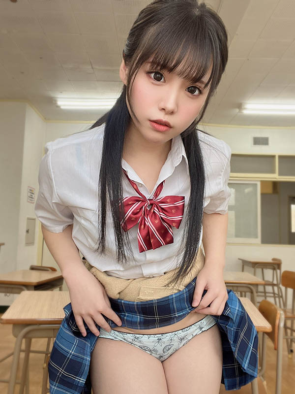 最新推荐！关西名校出身富家女大生「铃音杏夏」精选作品介绍……