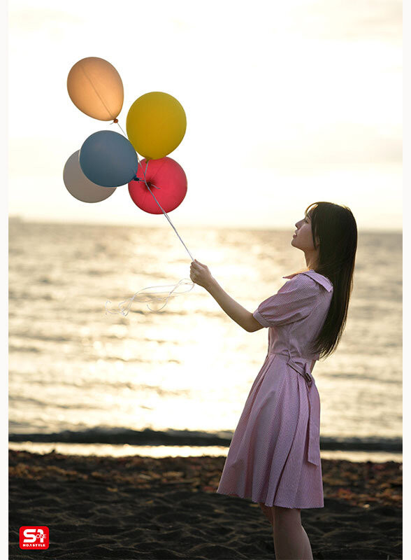 (SNOS-208)博多偶像研究生！ 「白石透羽」用拍AV弥补遗憾！