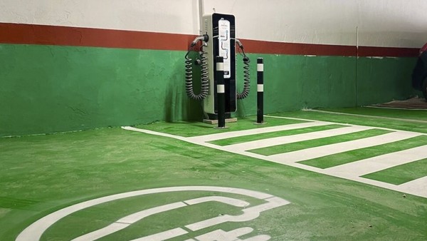 西班牙全国停电一周年复盘：全面电动化面临巨大电力缺口