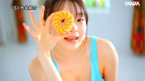 白花仁爱(SNOS-155) 「G奶可爱声优」S1专属出道,「棉花糖般的柔软大奶」太有看点…